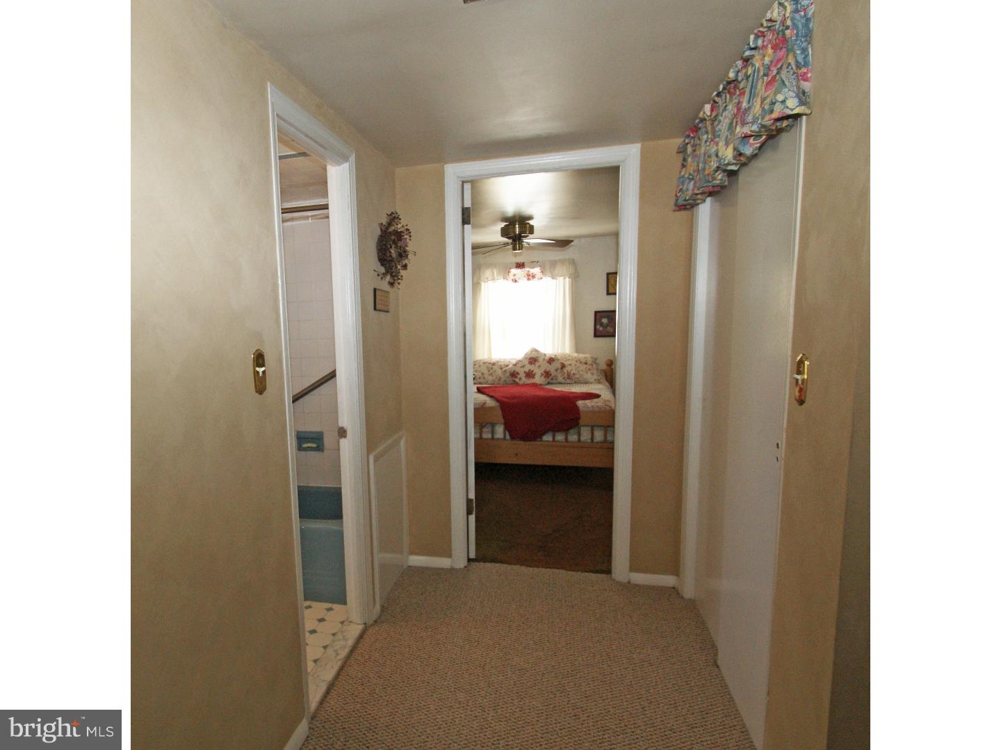 1815 Surrey Road Oreland, PA 19075 - Photo 11 of 25