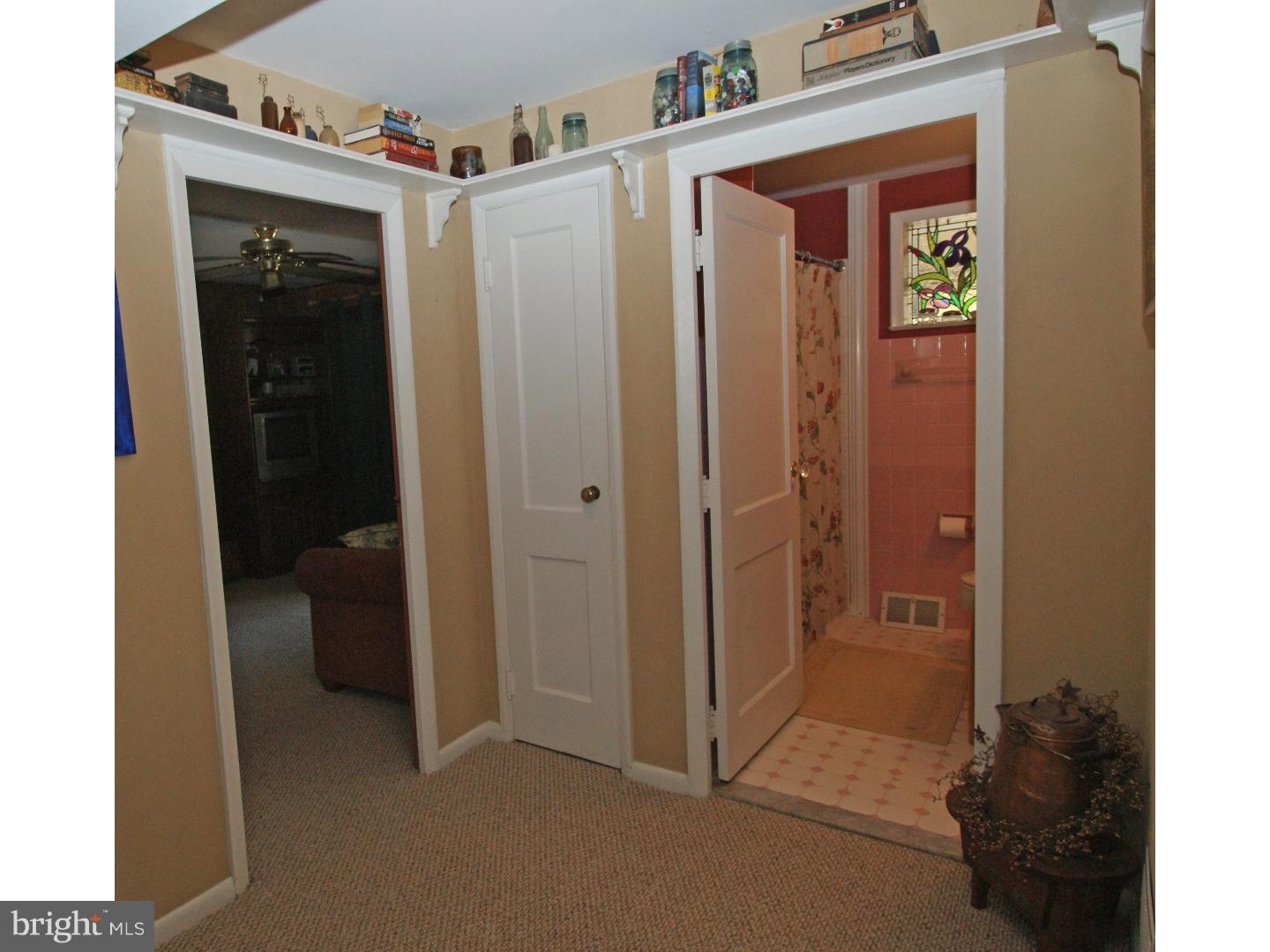 1815 Surrey Road Oreland, PA 19075 - Photo 17 of 25