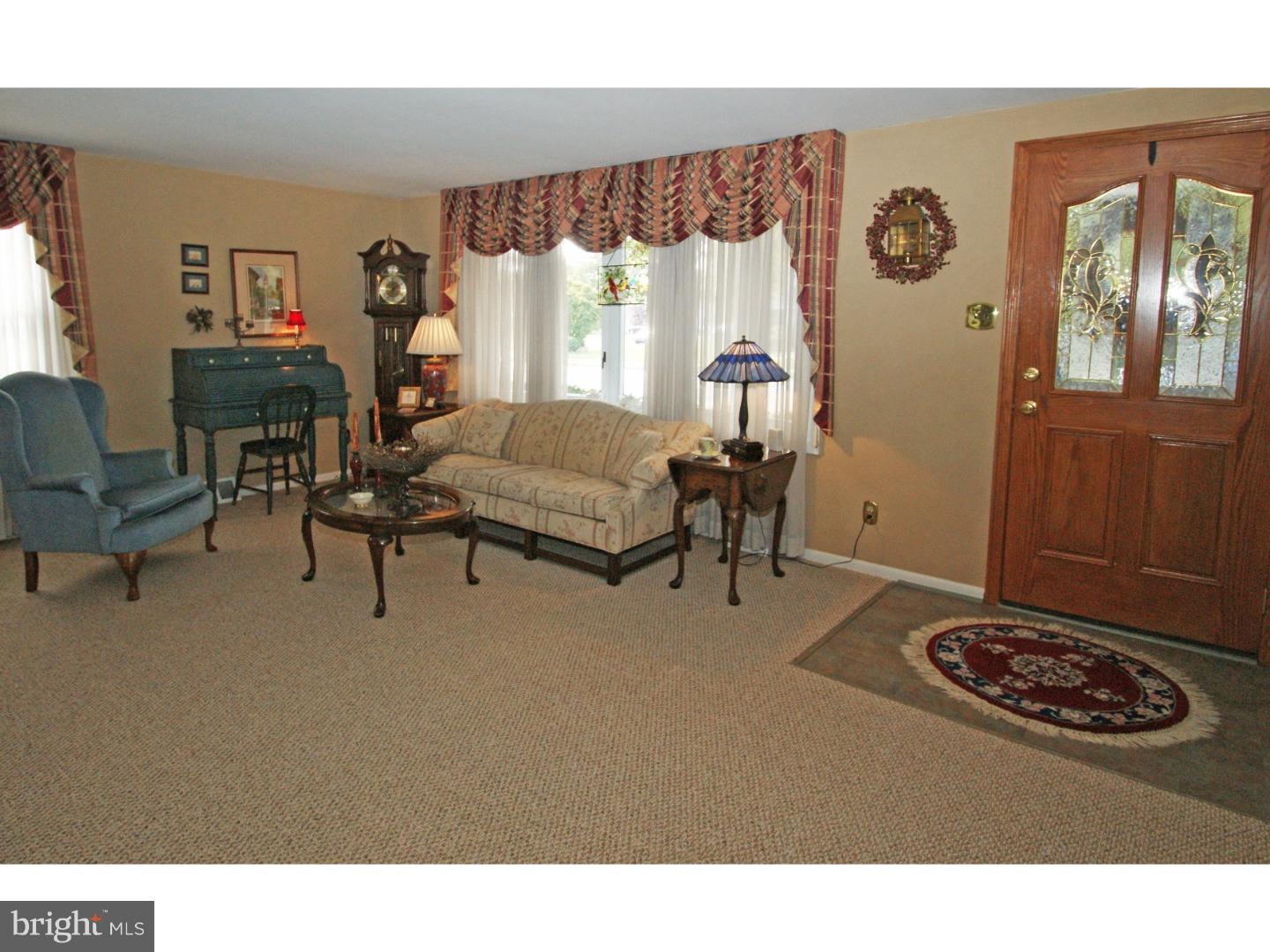 1815 Surrey Road Oreland, PA 19075 - Photo 5 of 25