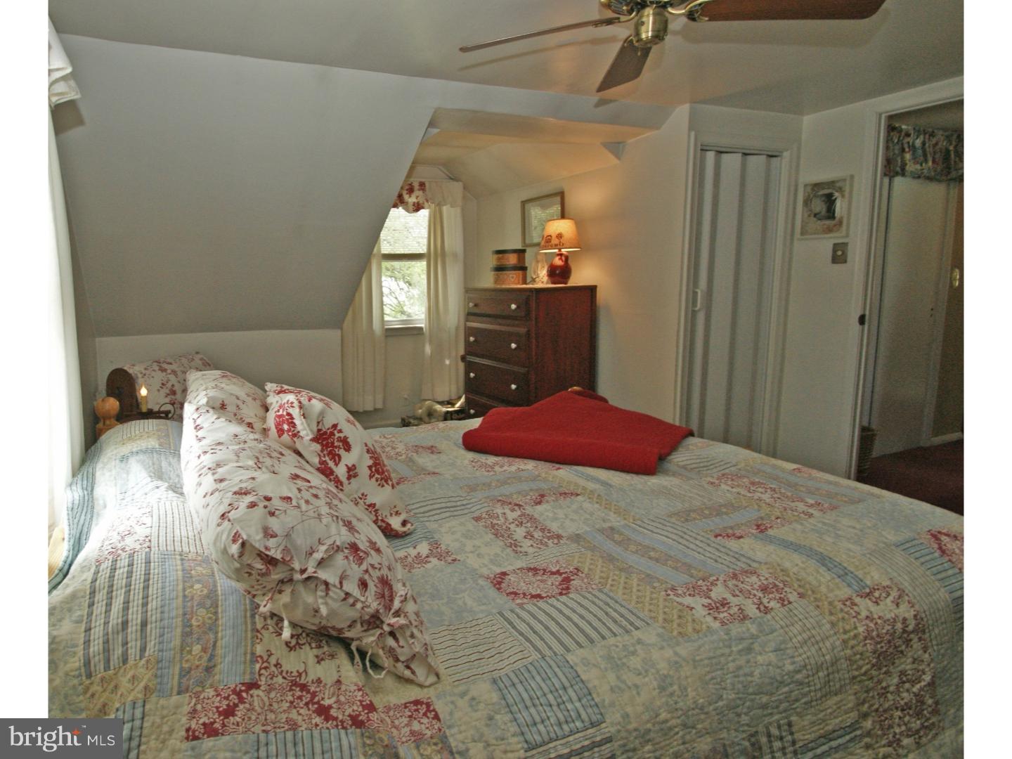 1815 Surrey Road Oreland, PA 19075 - Photo 9 of 25 Bedroom