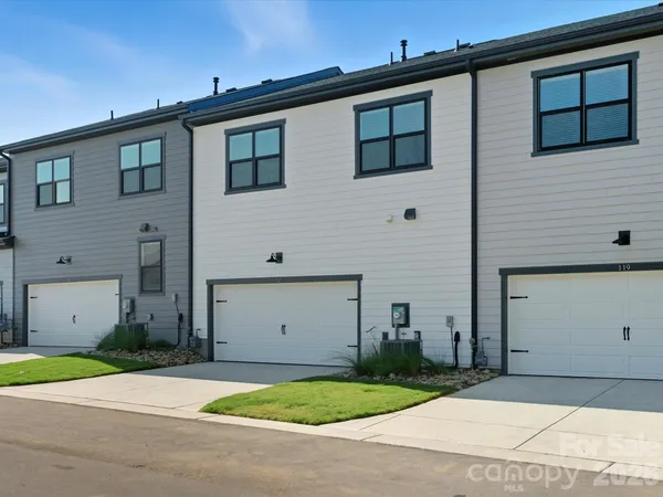 $379,900 | 121 Armstrong Road, Belmont, NC 28012