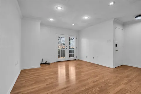 $120,000 | 2800 Jeanetta Street, Unit 610, Houston, TX 77063
