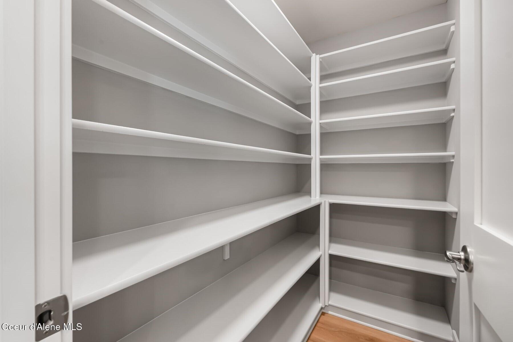 14981 Highway 2 Laclede, ID 83841 - Photo 27 of 42 Pantry