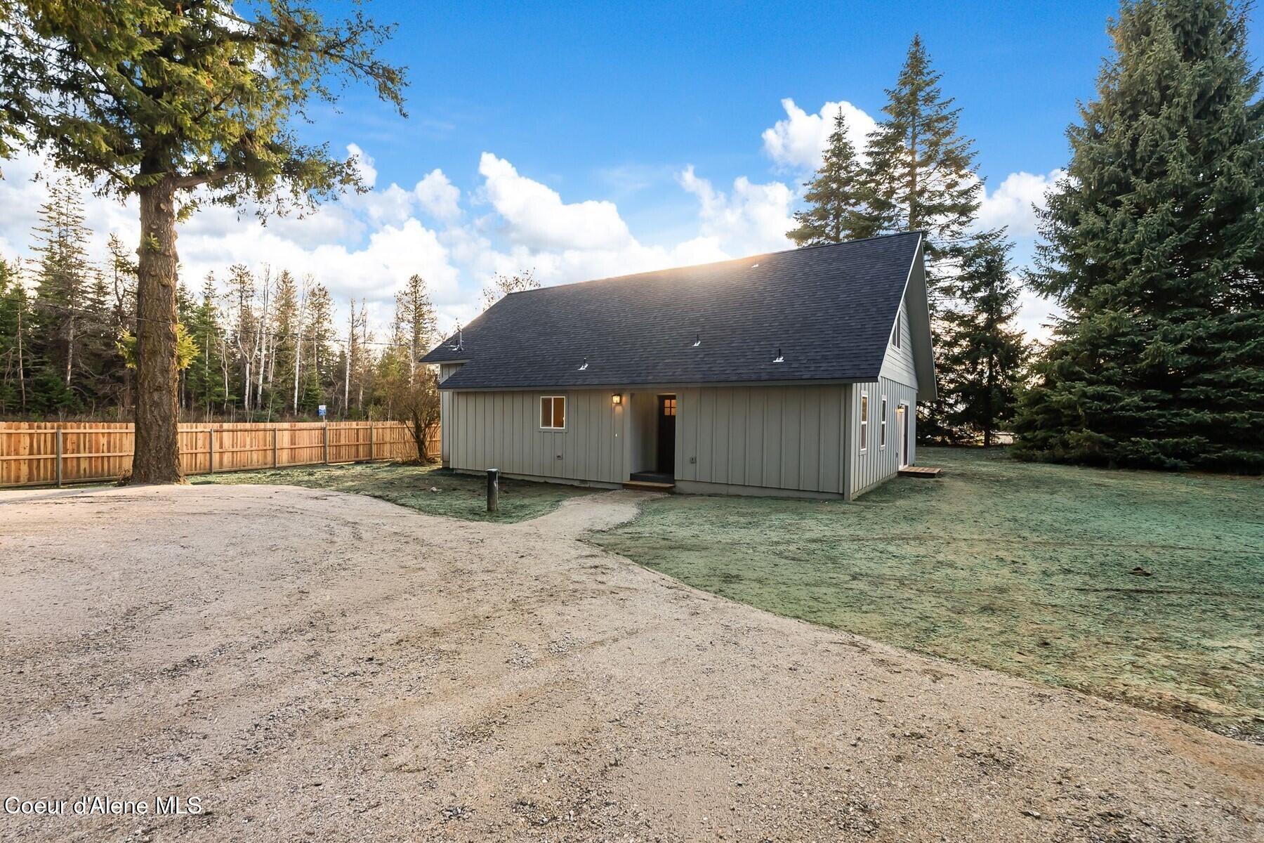 14981 Highway 2 Laclede, ID 83841 - Photo 28 of 42 Front Of Home