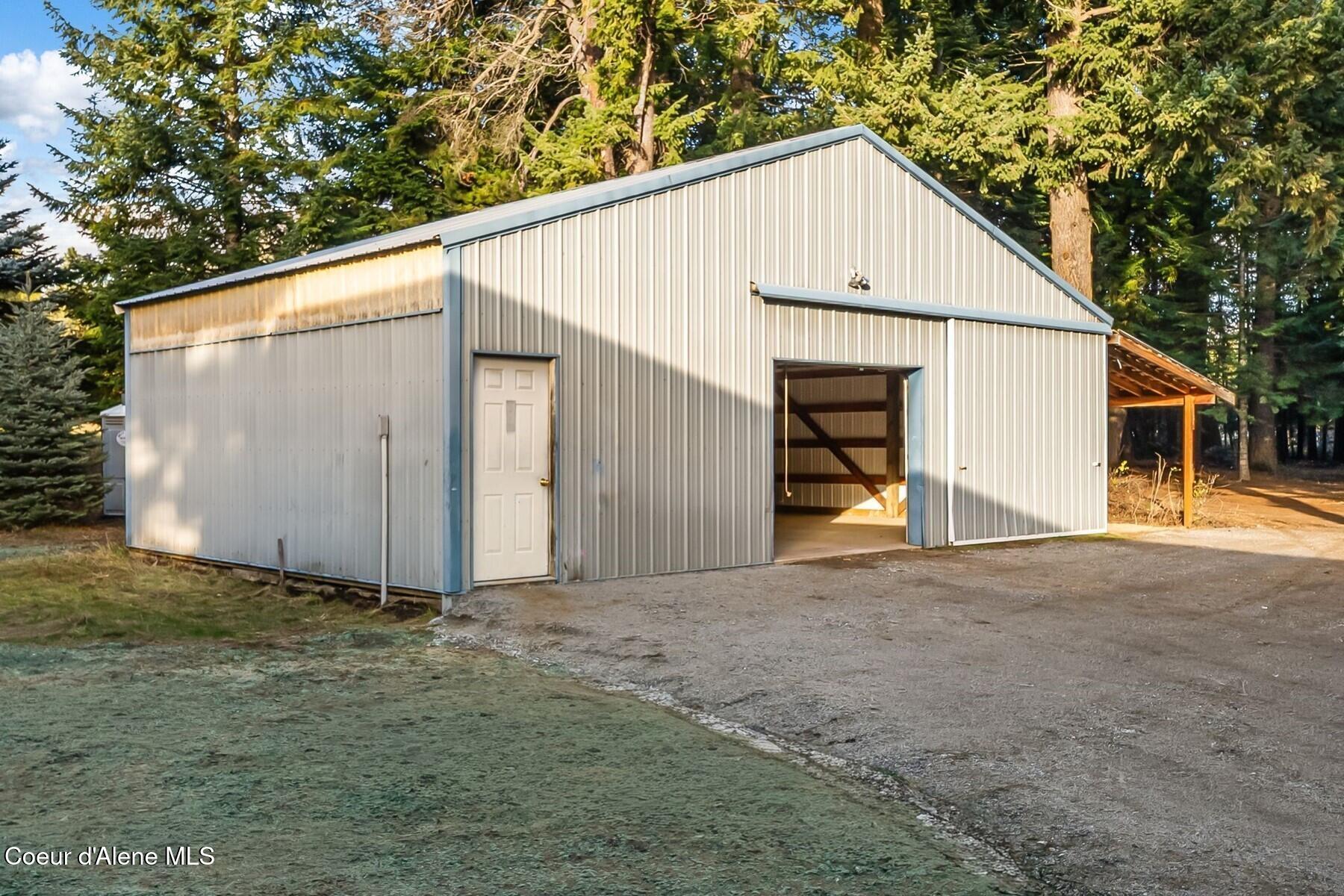 14981 Highway 2 Laclede, ID 83841 - Photo 35 of 42 Shop