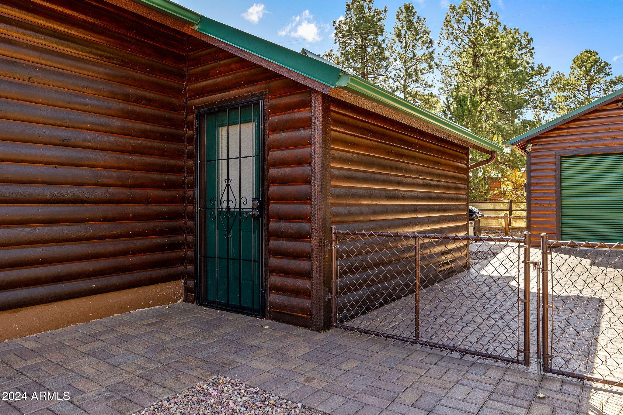 2323 South Buffalo Loop Overgaard, AZ 85933 - Photo 19 of 41 SIDE STORAGE SHED