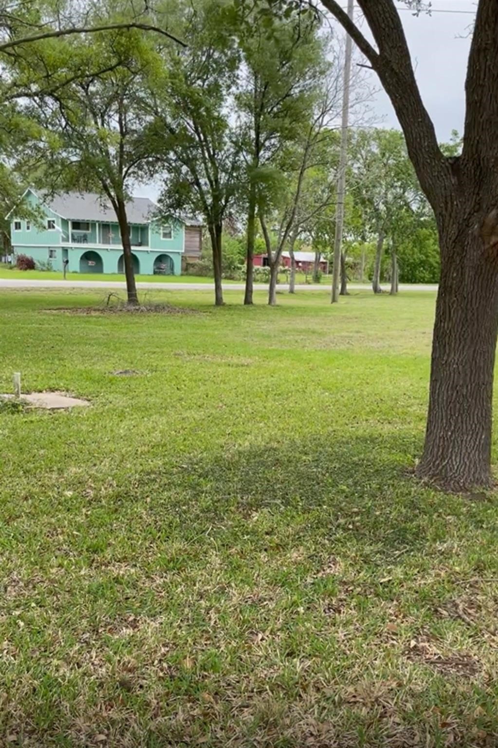 2702 Lake Road La Marque, TX 77568 - Photo 5 of 5