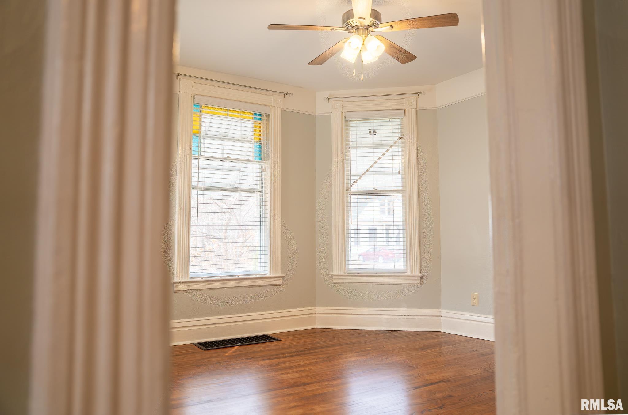 1028 North 3rd Street Springfield, IL 62702 - Photo 5 of 29