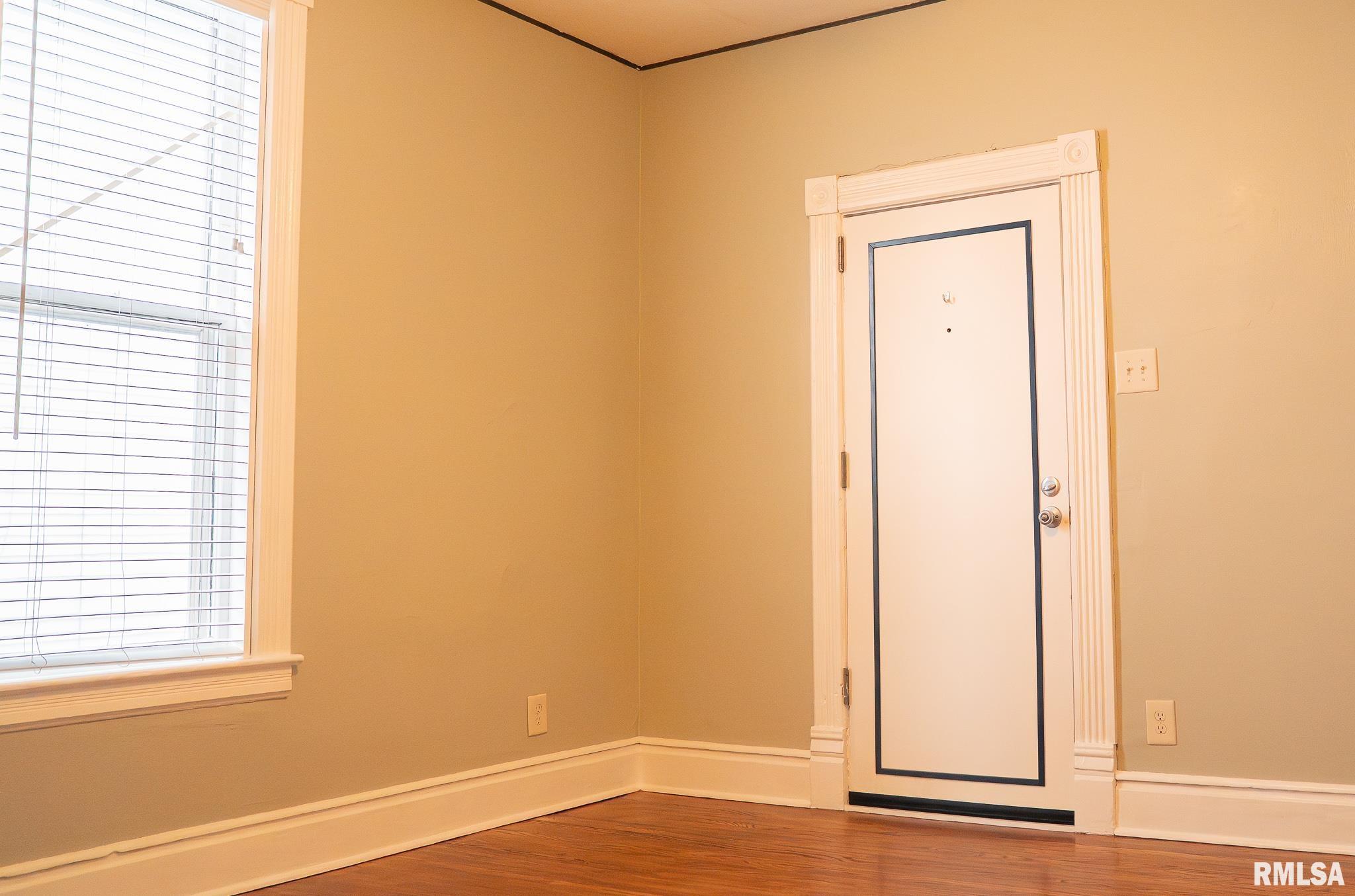 1028 North 3rd Street Springfield, IL 62702 - Photo 10 of 29