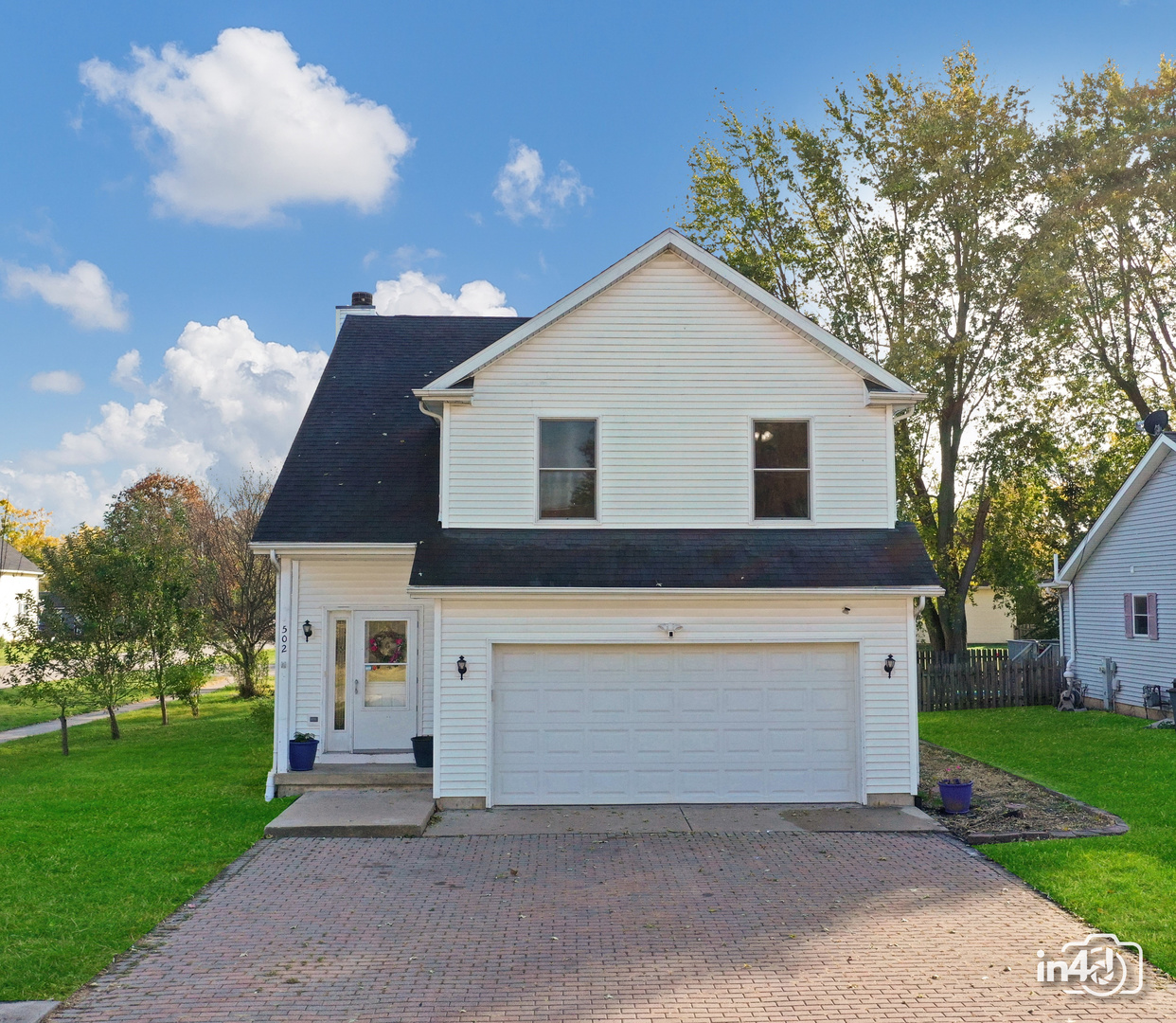 502 West 4th Street Sandwich, IL 60548 - Photo 1 of 33 a front view of house with yard