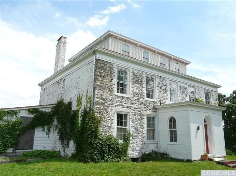 84 Howard Hall Road Athens, NY 12015 - Photo 9 of 10 The 1812 House West Facade.