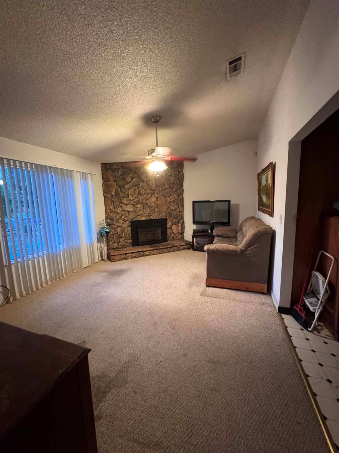1509 Brixton Lane Modesto, CA 95356 - Photo 9 of 23