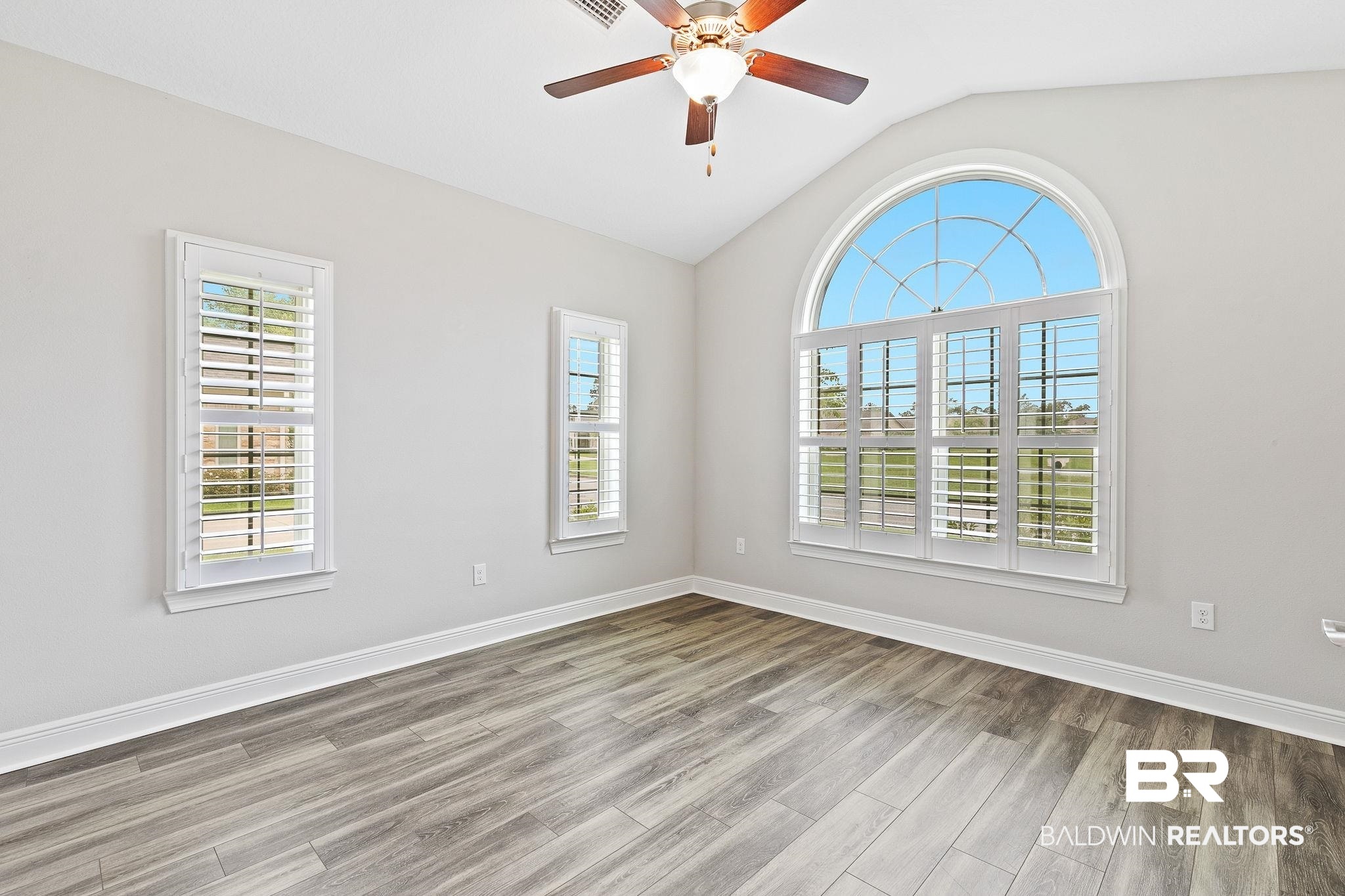 1203 Holmes Avenue Foley, AL 36535 - Photo 20 of 49