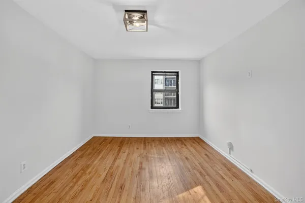 $299,000 | 19 Old Mamaroneck Road, Unit 3A, White Plains, NY 10605