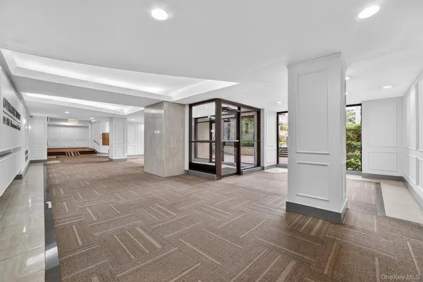 $299,000 | 19 Old Mamaroneck Road, Unit 3A, White Plains, NY 10605