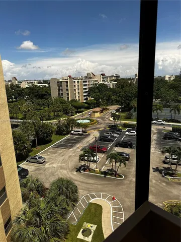 $250,000 | 7200 Radice Court, Unit 709, Lauderhill, FL 33319