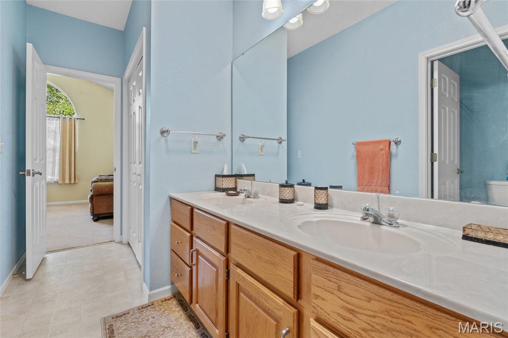 405 Fairwood Hills Road O'Fallon, IL 62269 - Photo 32 of 55 Gallery Image 32