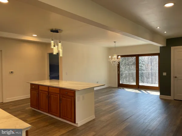 $2,500 | 12399 Shue Court, Glen Rock, PA 17327