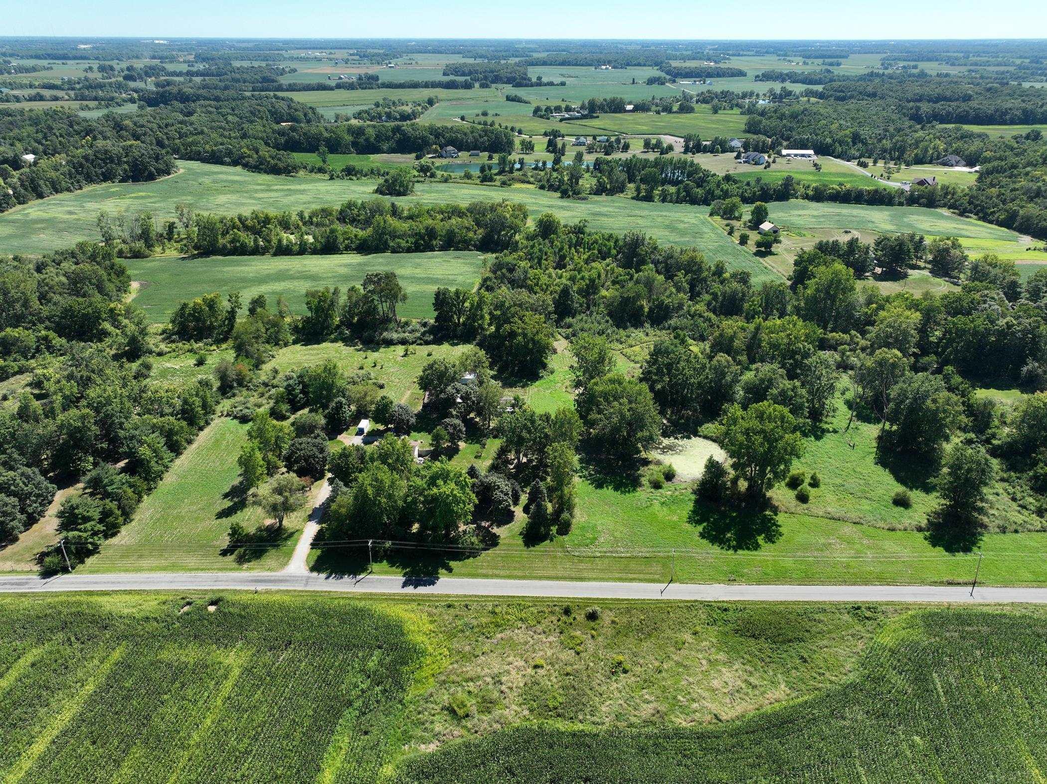 9903 Watterson Road Churubusco, IN 46723 - Photo 1 of 36