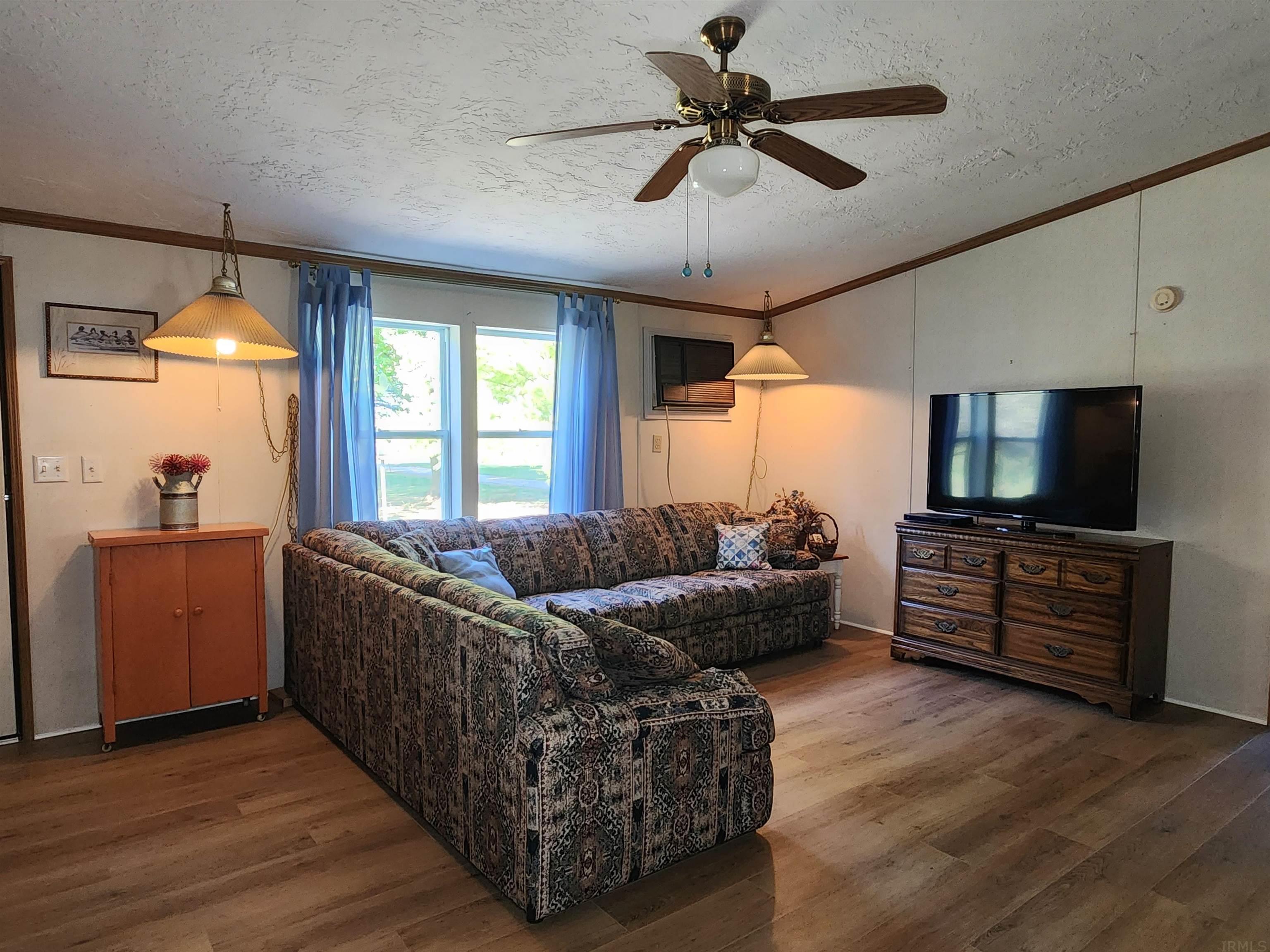 9903 Watterson Road Churubusco, IN 46723 - Photo 14 of 36