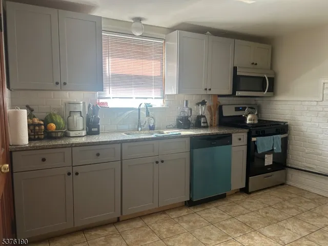 $2,600 | 557 N Avenue East, Westfield, NJ 07090