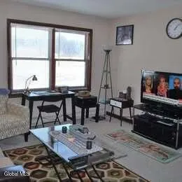 $1,200 | 667 Geyser Road, Unit 4, Ballston Spa, NY 12020