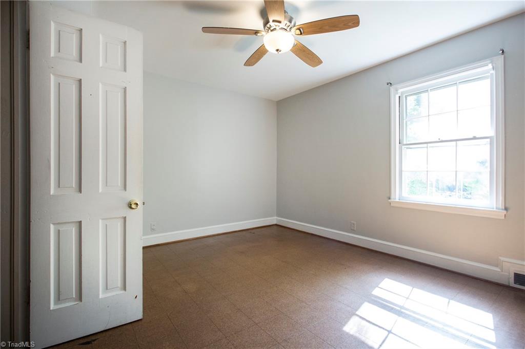 2565 Country Club Road Winston-Salem, NC 27104 - Photo 16 of 21 Gallery Image 16