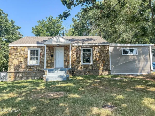 $164,999 | 801 South High Street, Neosho, MO 64850