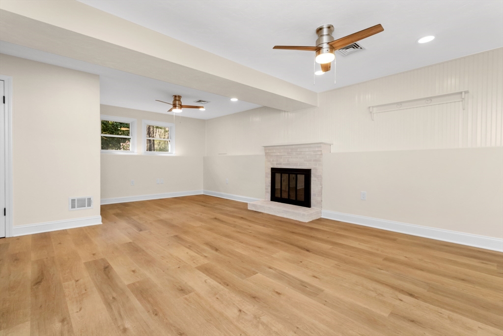 362 Center Street Hanover, MA 02339 - Photo 29 of 42