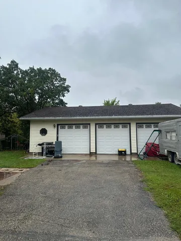 $239,900 | 609 South Main Street, Badger, MN 56714