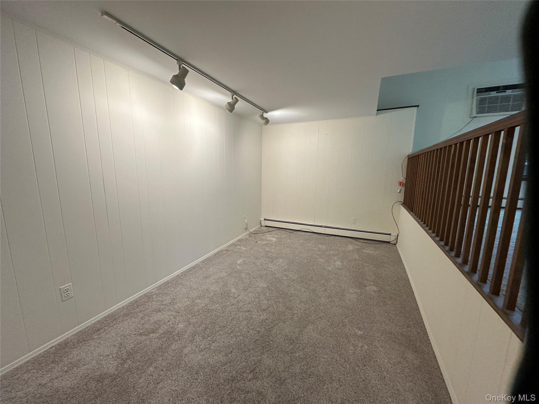 190 Old Field Road Huntington, NY 11743 - Photo 4 of 9