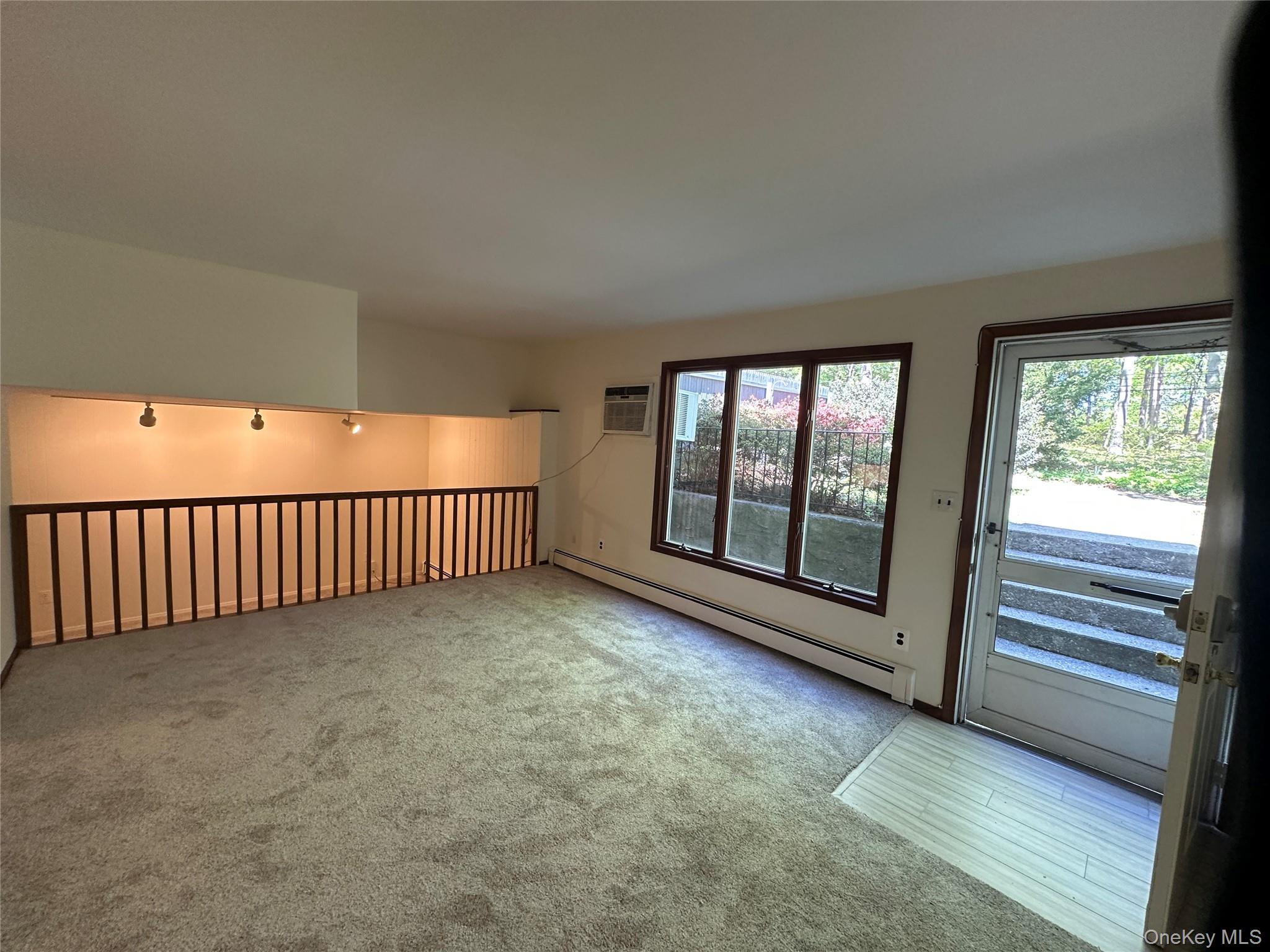 190 Old Field Road Huntington, NY 11743 - Photo 5 of 9