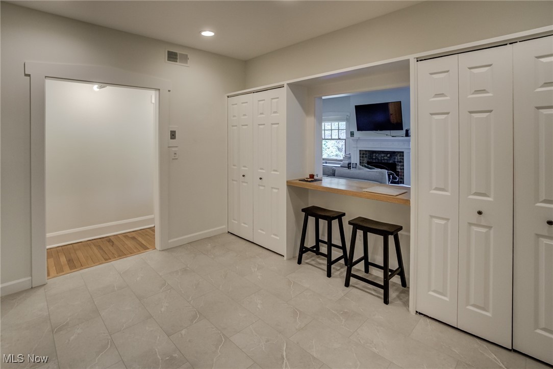 2472 Overlook Road, Unit 5 Cleveland, OH 44106 - Photo 18 of 25