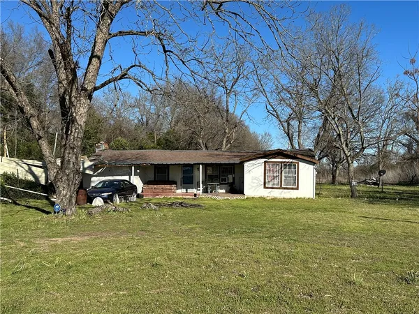 $99,000 | 3738 Highway 14, Mexia, TX 76667