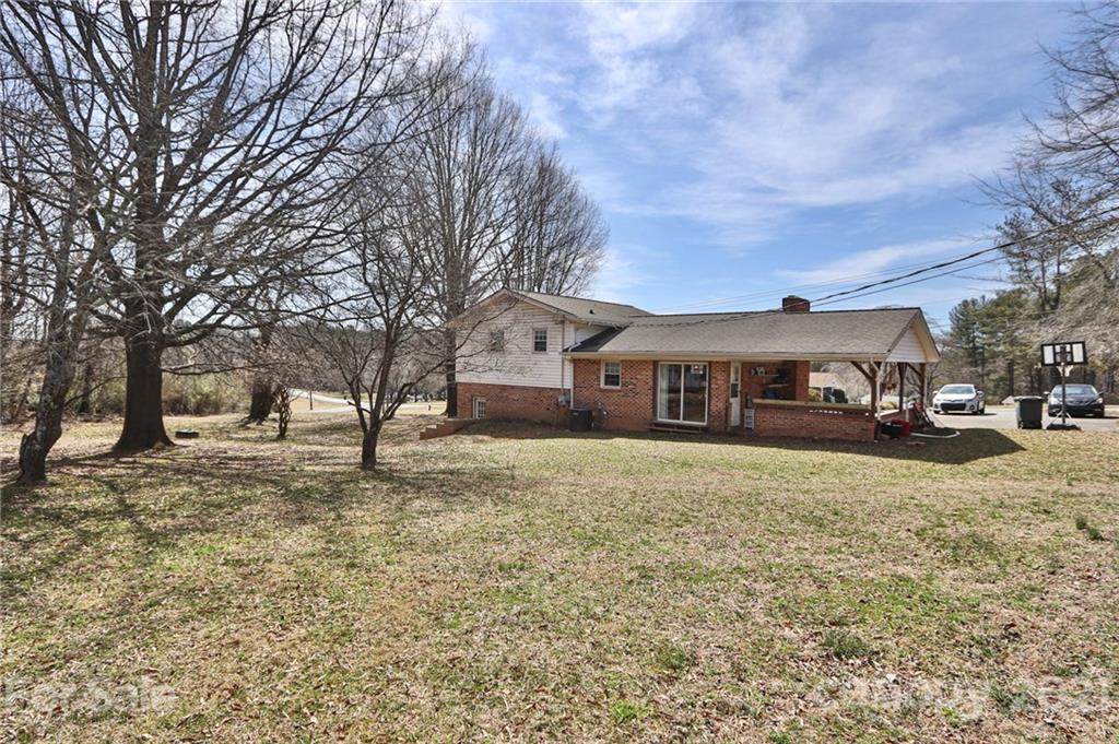 1354 Cb Eller School Road Elkin, NC 28621 - Photo 2 of 31 Gallery Image 2