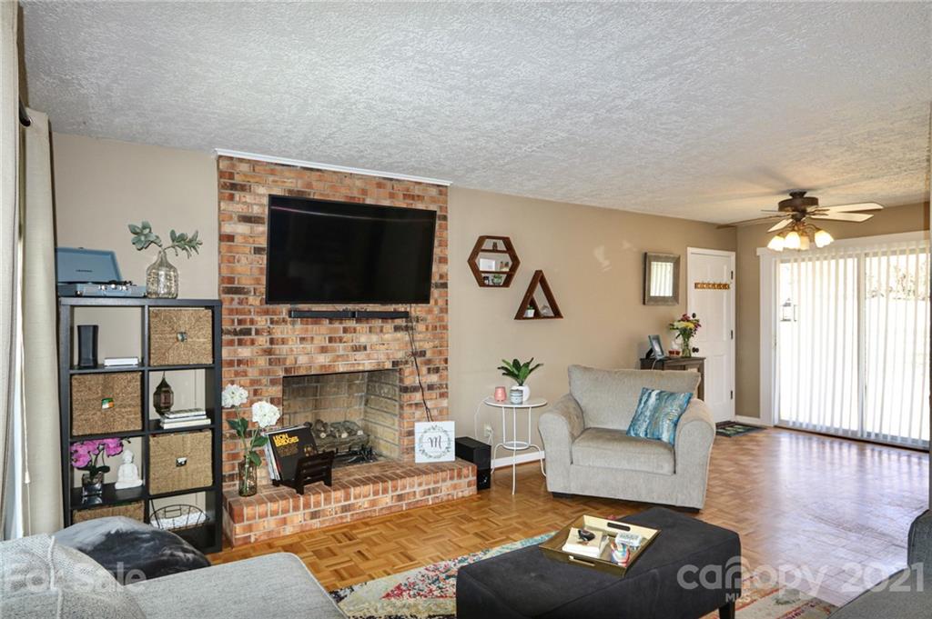 1354 Cb Eller School Road Elkin, NC 28621 - Photo 12 of 31 Gallery Image 12