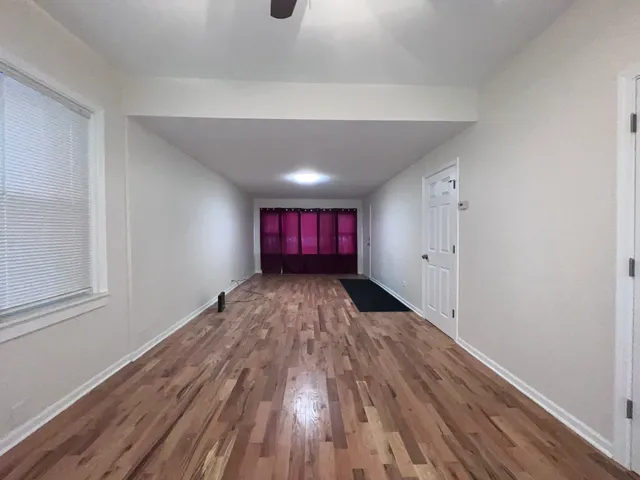 $1,400 | 8919 South Muskegon Avenue, Unit 1F, Chicago, IL 60617