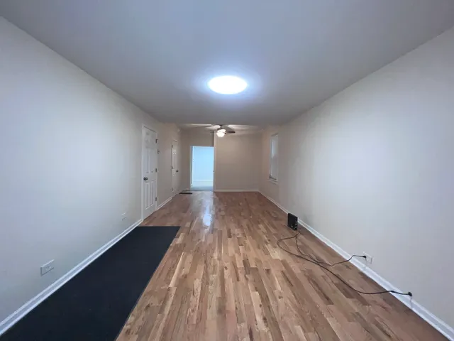 $1,400 | 8919 South Muskegon Avenue, Unit 1F, Chicago, IL 60617