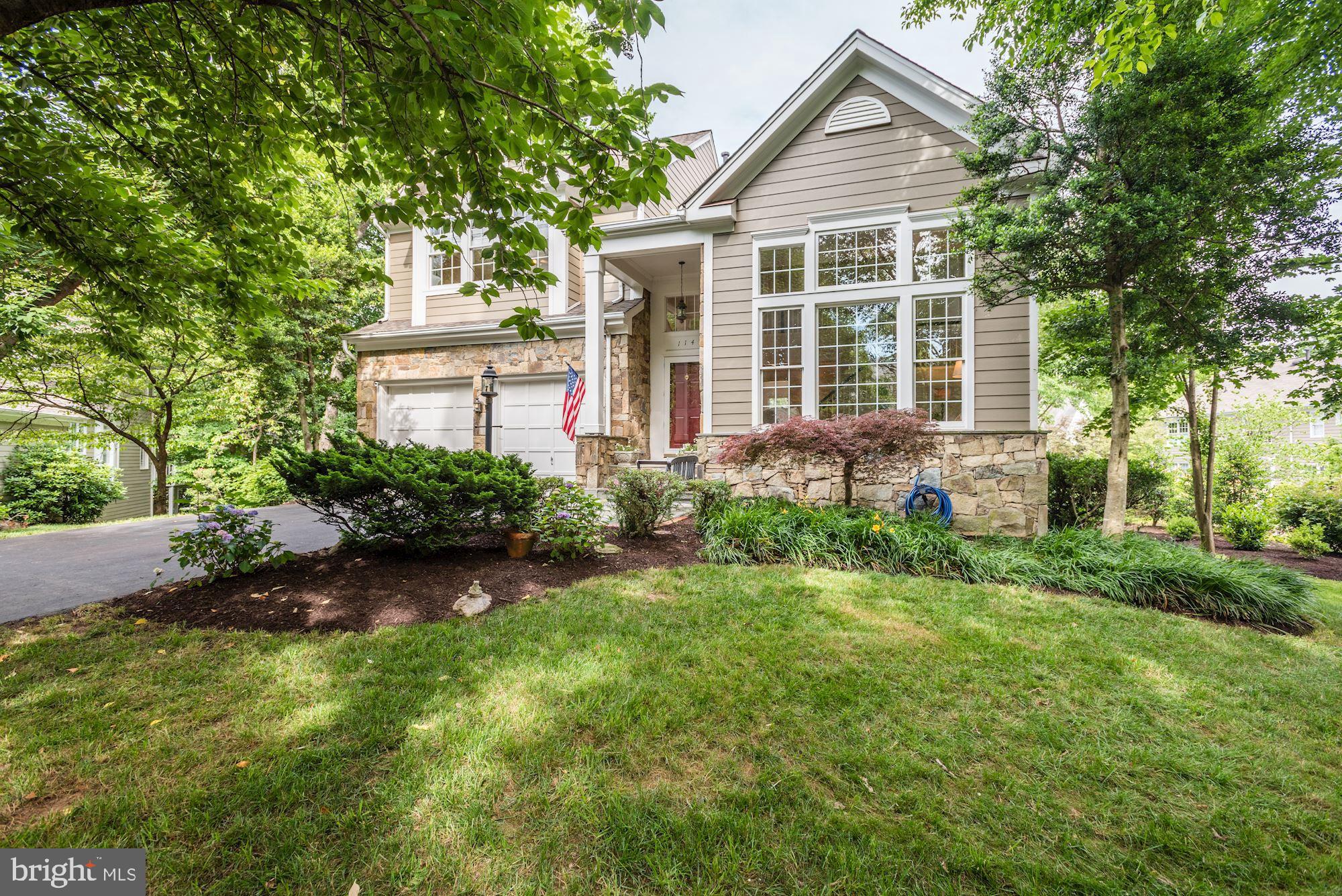 11410 Night Star Way Reston, VA 20194 - Photo 3 of 49 Surrounded by beautiful trees out every window