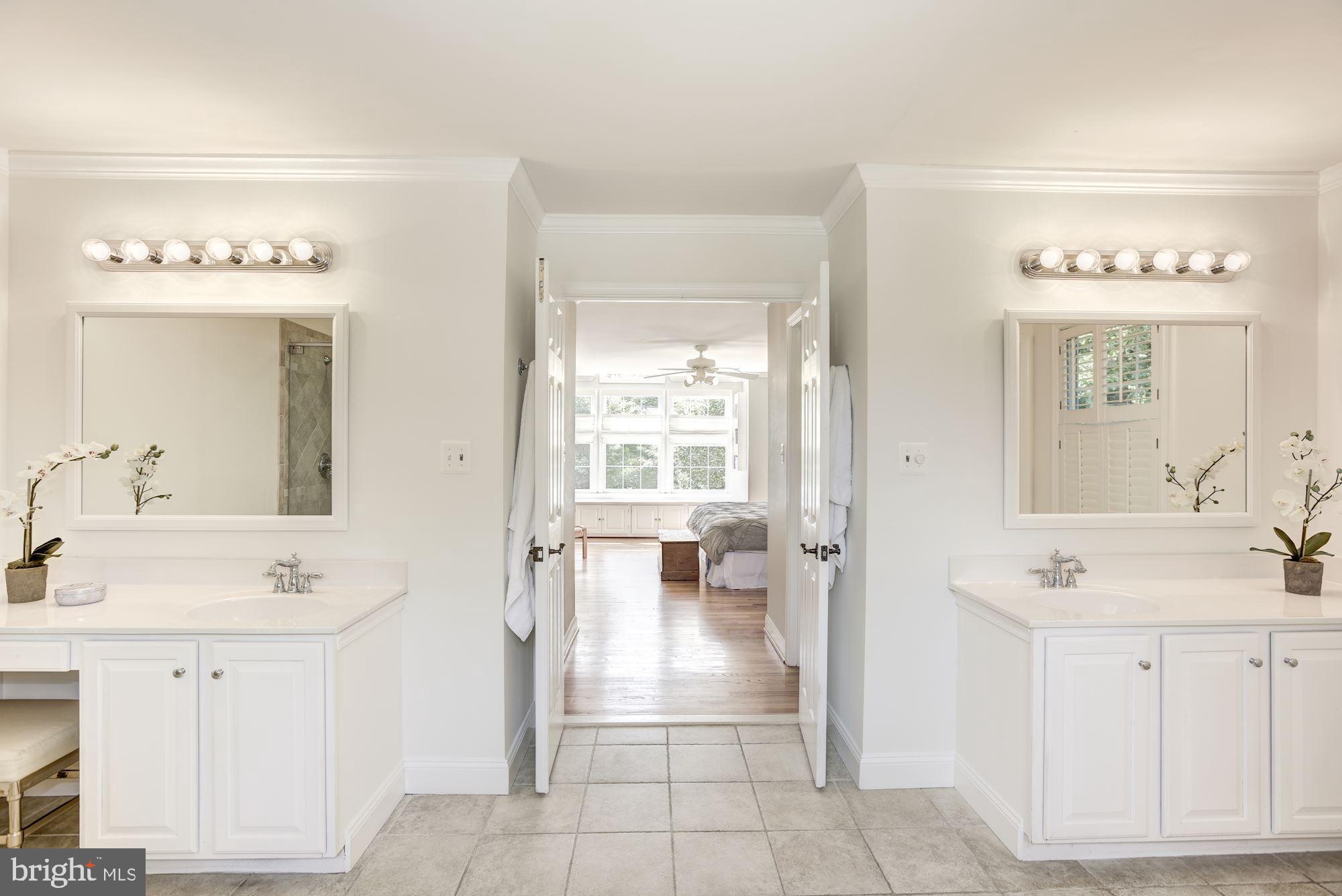 11410 Night Star Way Reston, VA 20194 - Photo 27 of 49 Dual vanities