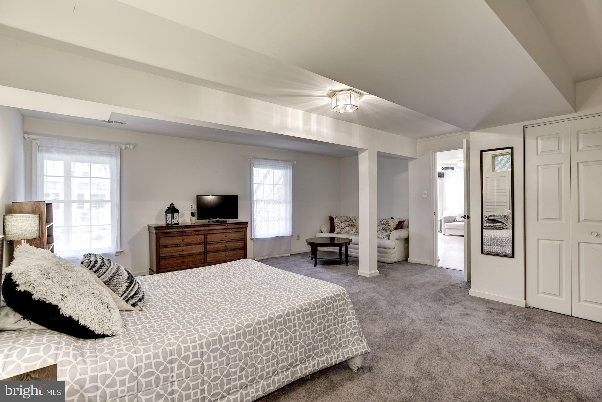 11410 Night Star Way Reston, VA 20194 - Photo 36 of 49 Gallery Image 36