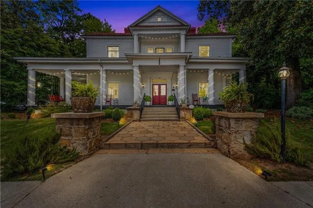 $2,340,000 | 252 Seavy Street, Senoia, GA 30276