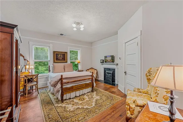 $2,340,000 | 252 Seavy Street, Senoia, GA 30276