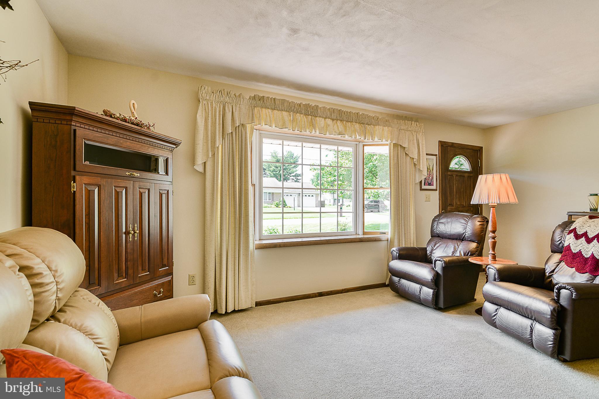 1655 Campus Road Elizabethtown, PA 17022 - Photo 4 of 55
