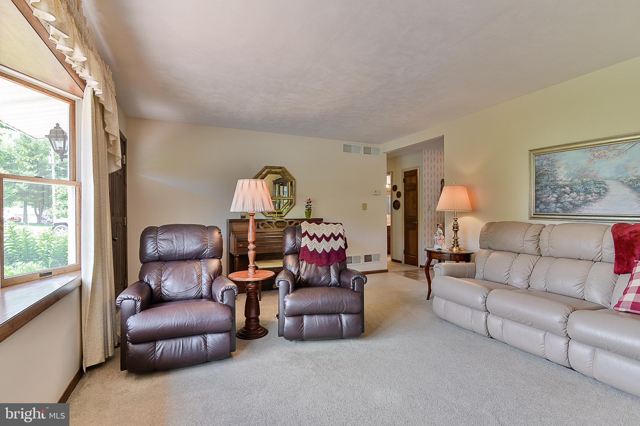 1655 Campus Road Elizabethtown, PA 17022 - Photo 5 of 55