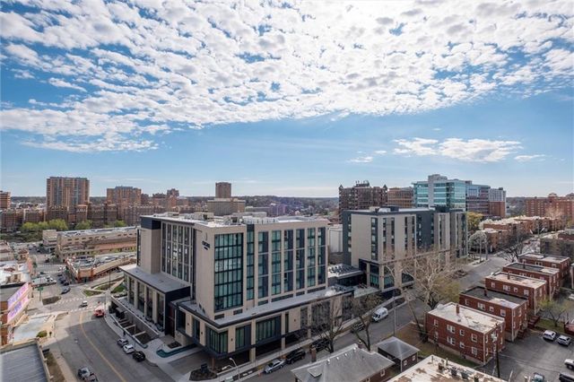 $750,000 | 4545 Wornall Road, Unit 1210, Kansas City, MO 64111