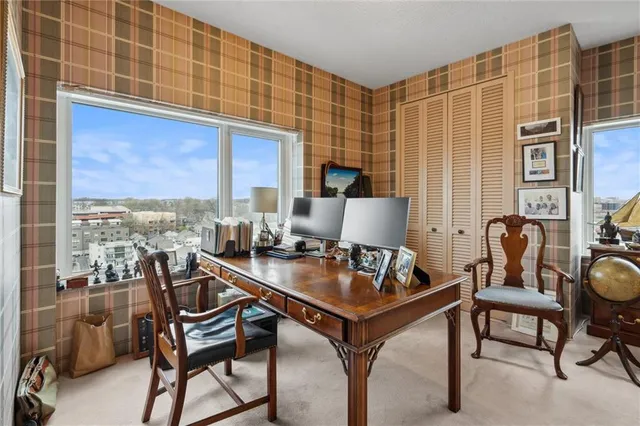 $750,000 | 4545 Wornall Road, Unit 1210, Kansas City, MO 64111