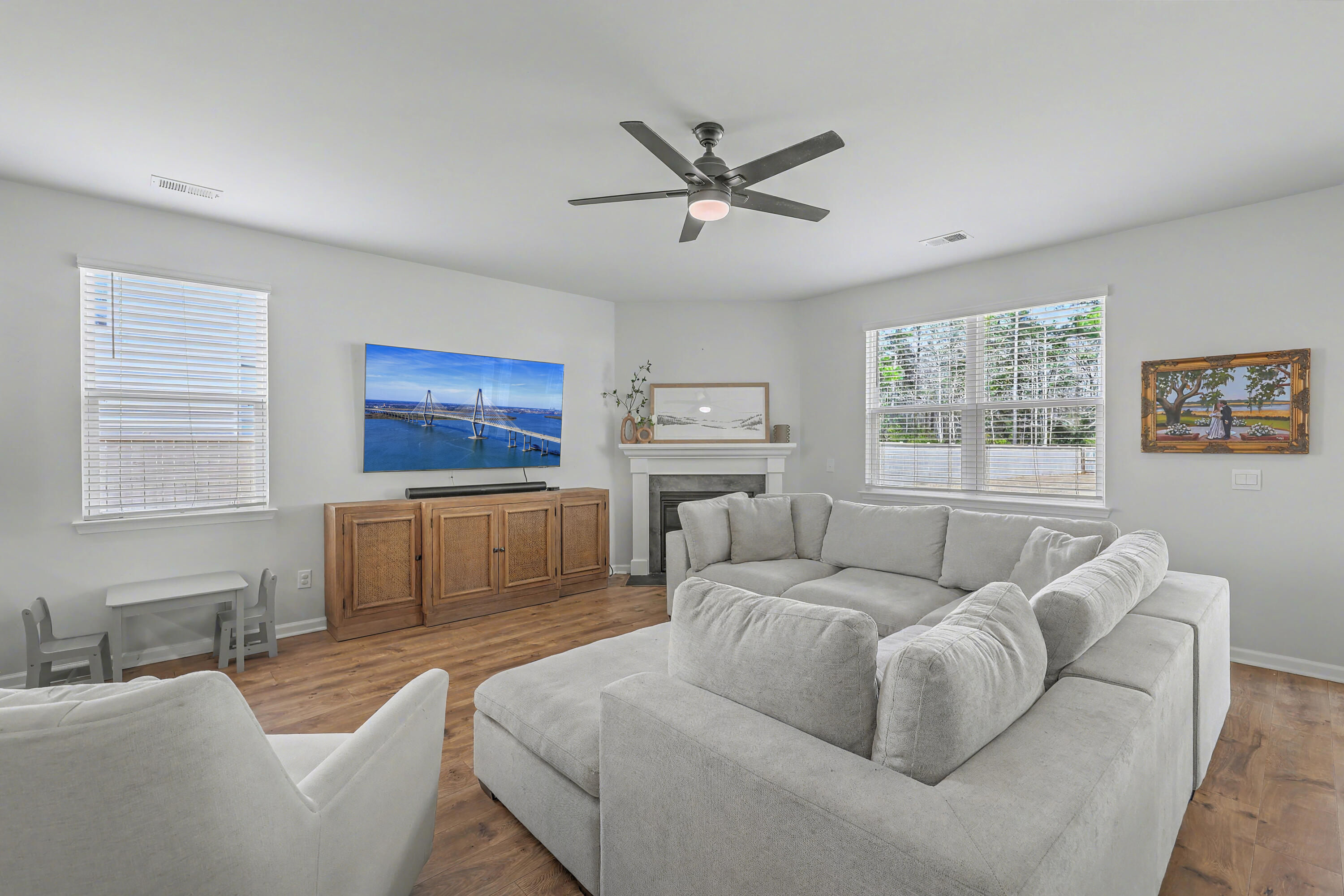 1062 Wading Point Boulevard Huger, SC 29450 - Photo 12 of 38 06_ZYN_9795_796_797_798_799_800_801