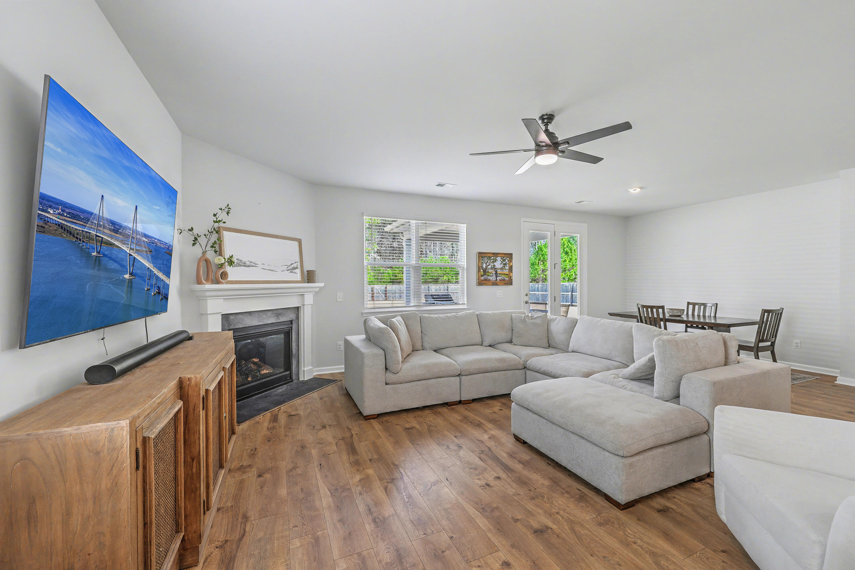 1062 Wading Point Boulevard Huger, SC 29450 - Photo 13 of 38 07_ZYN_9802_3_4_5_6_7_8