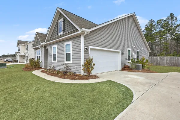 $525,000 | 1062 Wading Point Boulevard, Huger, SC 29450